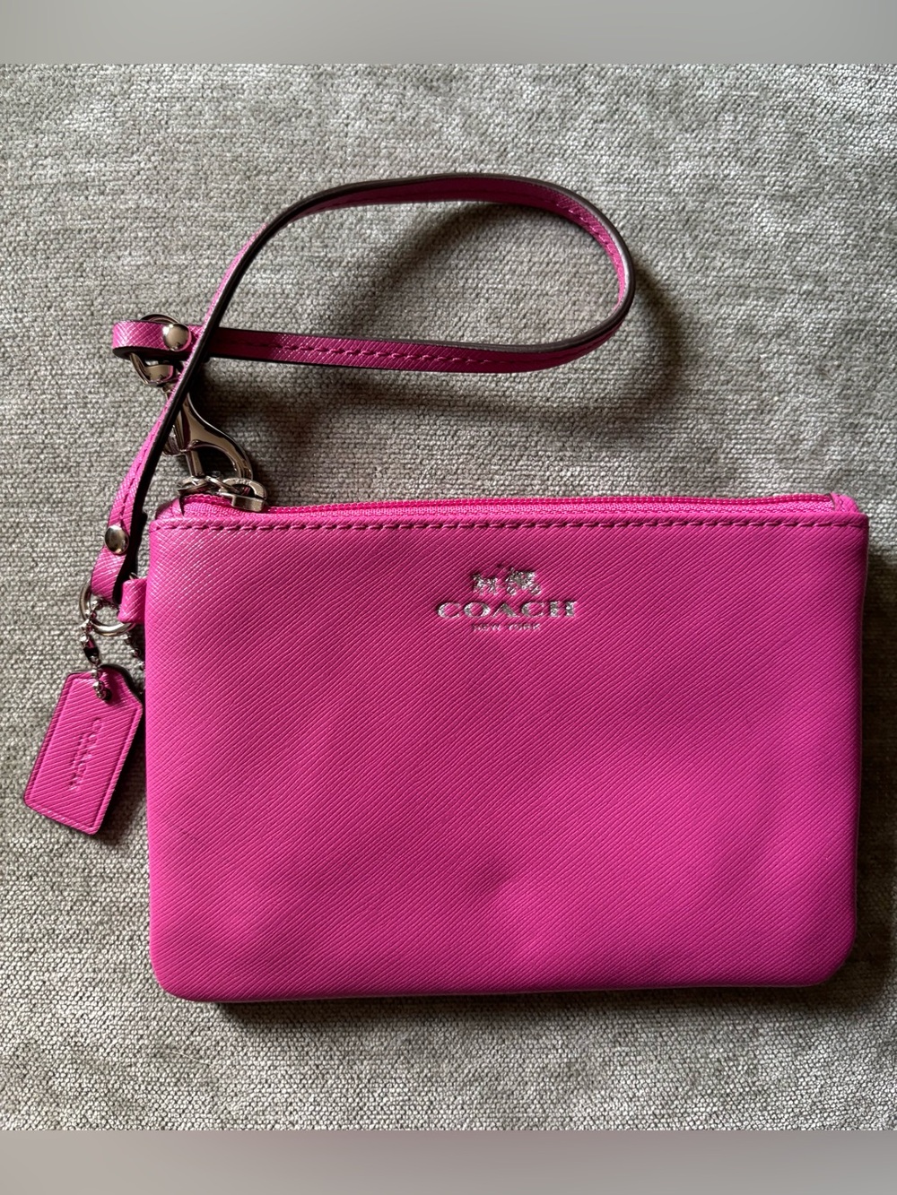 Coach Corner Zip Wristlet in Crossgrain Leather!